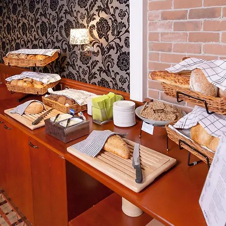 Отель Aadankosio 3*