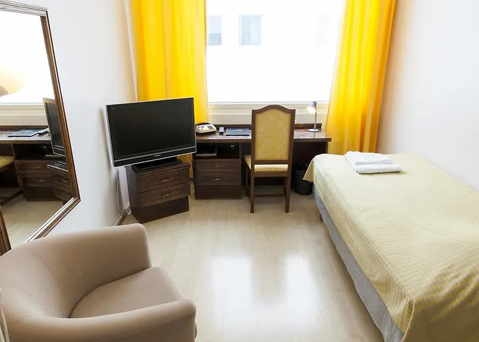 Hotelli Aadankosio 3*